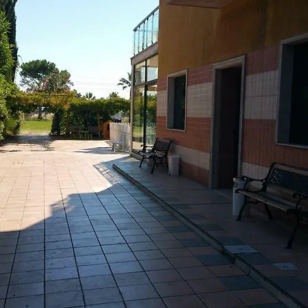 Ξενοδοχείο Marano 2*